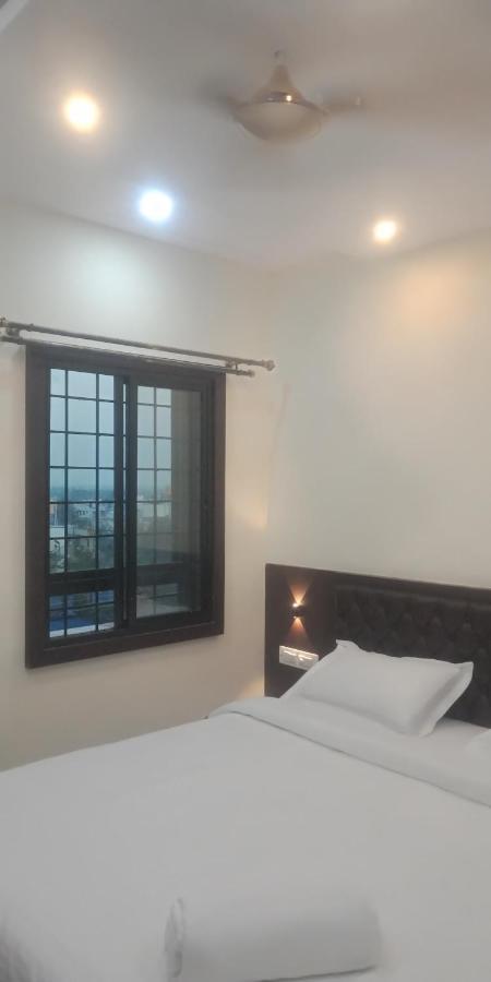 M G Residency Otel Chikmagalūr Dış mekan fotoğraf