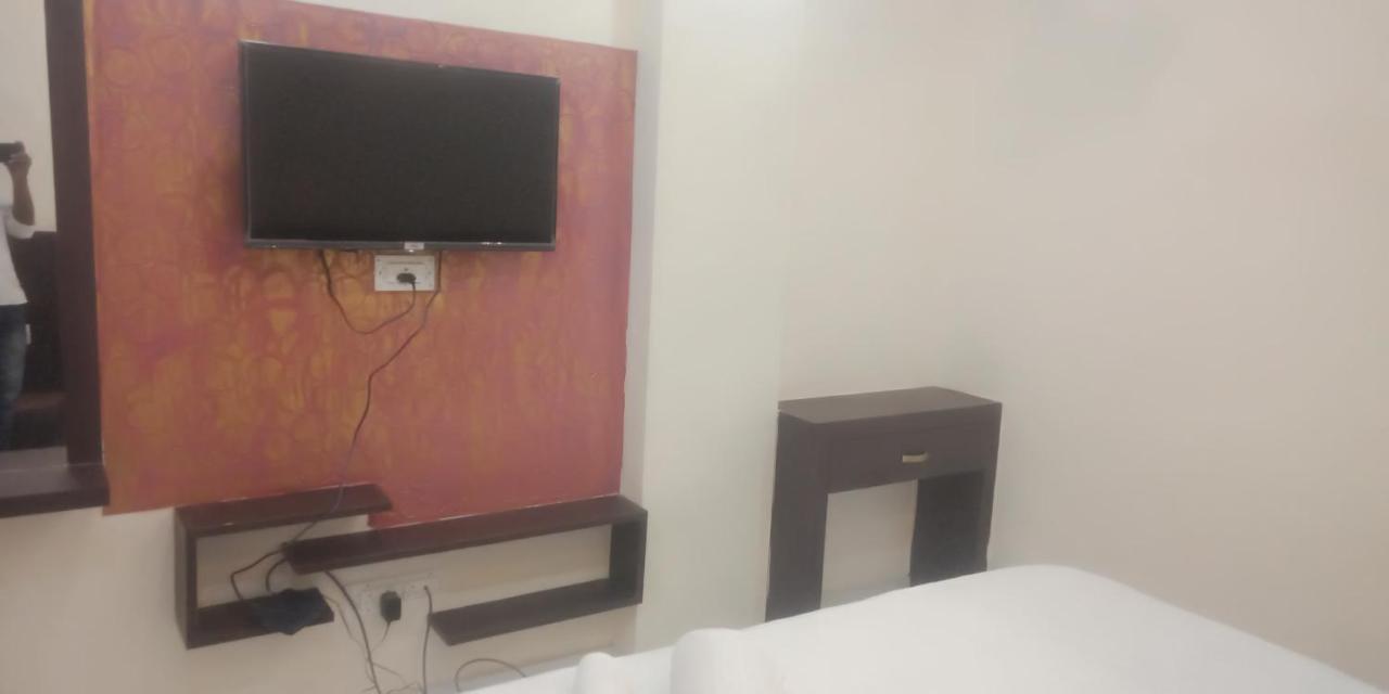 M G Residency Otel Chikmagalūr Dış mekan fotoğraf