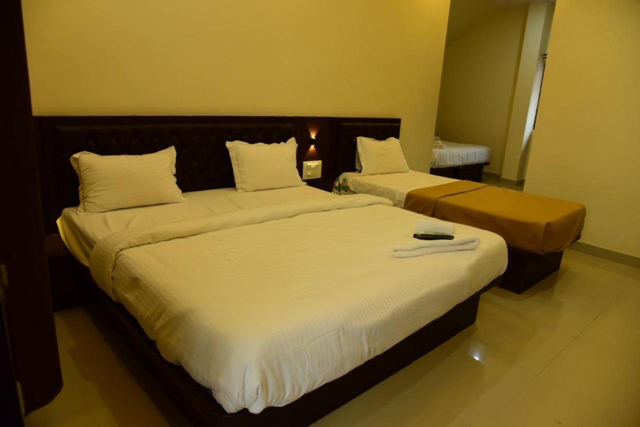 M G Residency Otel Chikmagalūr Dış mekan fotoğraf