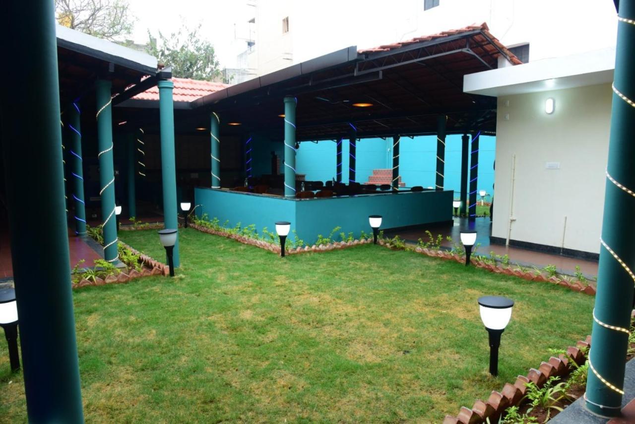 M G Residency Otel Chikmagalūr Dış mekan fotoğraf