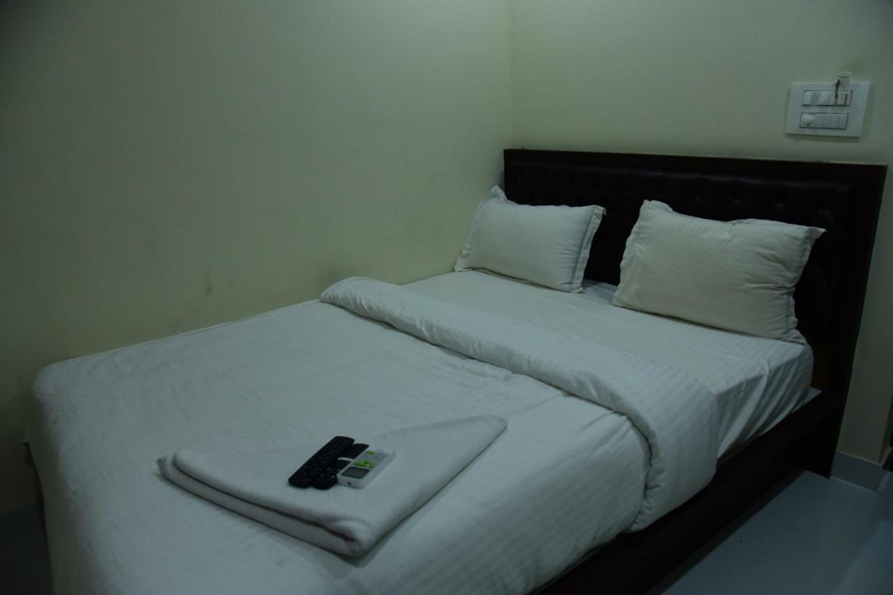 M G Residency Otel Chikmagalūr Dış mekan fotoğraf